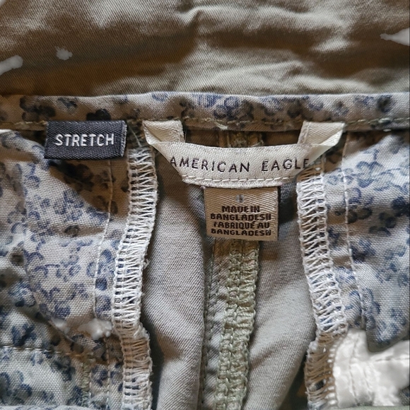 Women's AE Pleated High Rise Olive Green Stretch Shorts Cuffed Size 8 - Picture 10 of 13